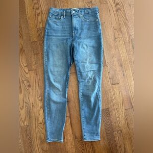 Everlane Women’s Way High Crop Skinny Jeans in Light Blue